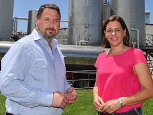 LNP candidate for Glass House Andrew Powell and opposition leader Deb Frecklington.