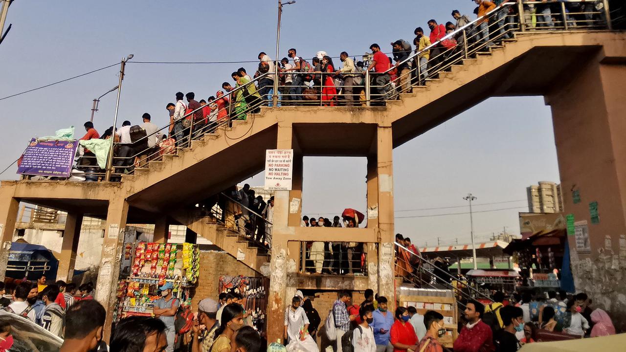 Tens of thousands moved to flee the city. Picture: Jalees Andrabi / AFP