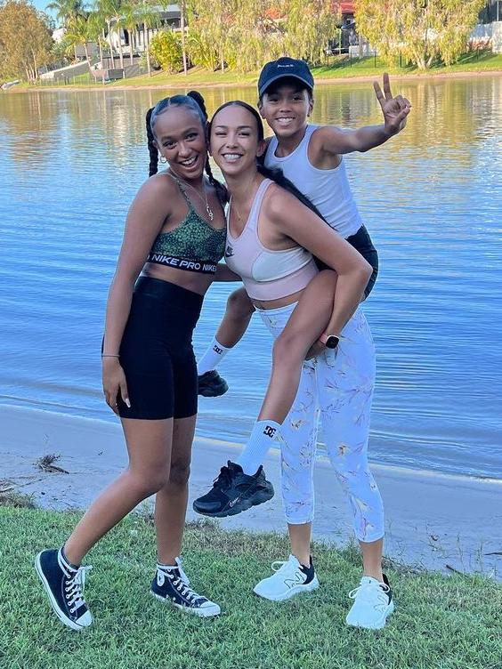 Gold Coast based mother of two, Kat Clark and daughters Latisha, 19 and Déjà, 11. Picture: Instagram / @kat_clark_