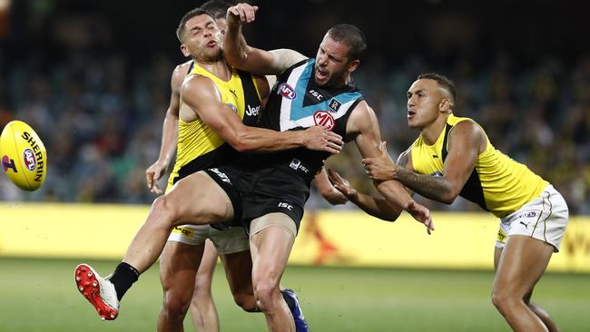 Travis Boak in action during last year’s crunch preliminary final. Picture: Getty Images