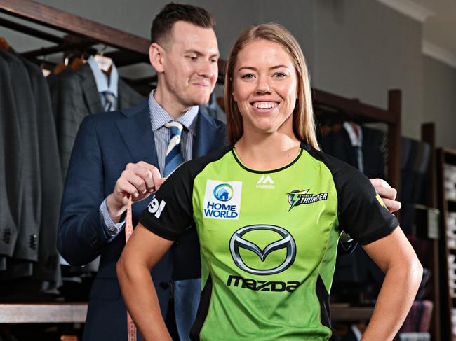 Naomi Stalenberg has re-signed for two more seasons with Sydney Thunder. Pic: Adam Yip