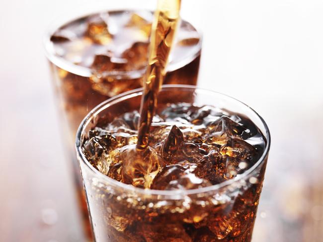 Artificial sweeteners used in soft drinks could cause heart attacks and strokes.