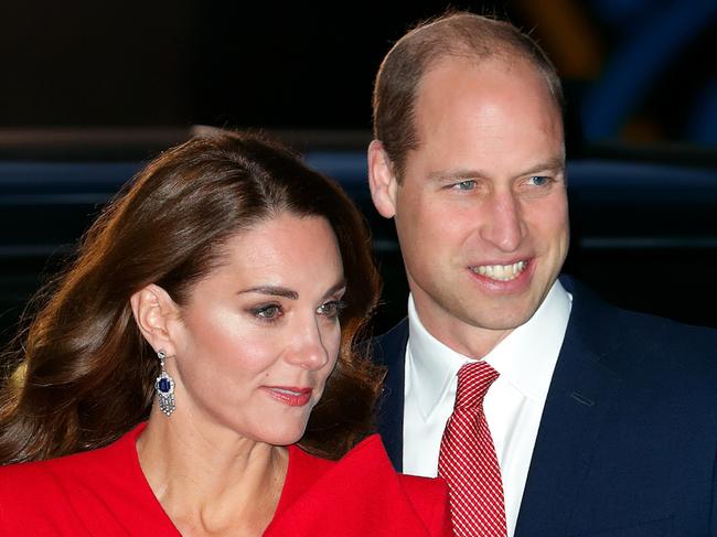 LONDON, UNITED KINGDOM - DECEMBER 08: (EMBARGOED FOR PUBLICATION IN UK NEWSPAPERS UNTIL 24 HOURS AFTER CREATE DATE AND TIME) Catherine, Duchess of Cambridge and Prince William, Duke of Cambridge attend the 'Together at Christmas' community carol service at Westminster Abbey on December 8, 2021 in London, England. The carol service, hosted and spearheaded by The Duchess of Cambridge, pays tribute to the work of individuals and organisations across the UK who have supported their communities through the COVID-19 pandemic. (Photo by Max Mumby/Indigo/Getty Images)