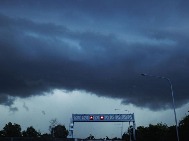 Storm approaching Brisbane as seen from Richlands. Picture: Lachie Millard