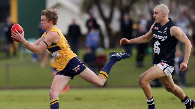 Ex-South Adelaide player Jake Veide (pictured right) was again one of Port Noarlunga’s best on Saturday. Picture: Calum Robertson