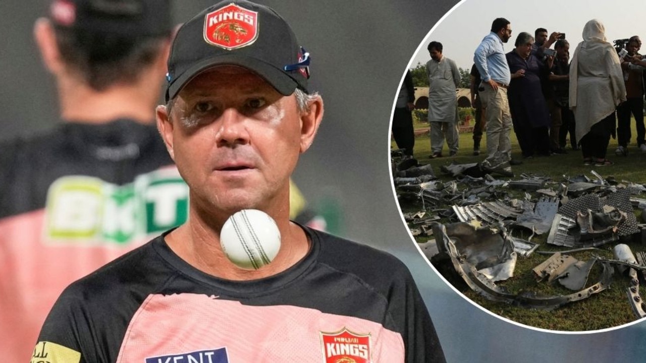 Safety concerns for Ponting caught up in India-Pakistan tensions