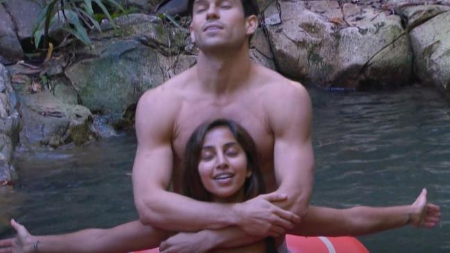 Romance is in the jungle air. Picture: Channel 10