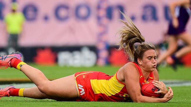 Ellie Hampson of the Suns dives for mark during the 2020 AFLW Semi Final match between the Fremantle Dockers and the Gold Coast Suns at Fremantle Oval on March 21, 2020 in Fremantle, Australia. (Photo by Daniel Carson/AFL Photos via Getty Images)