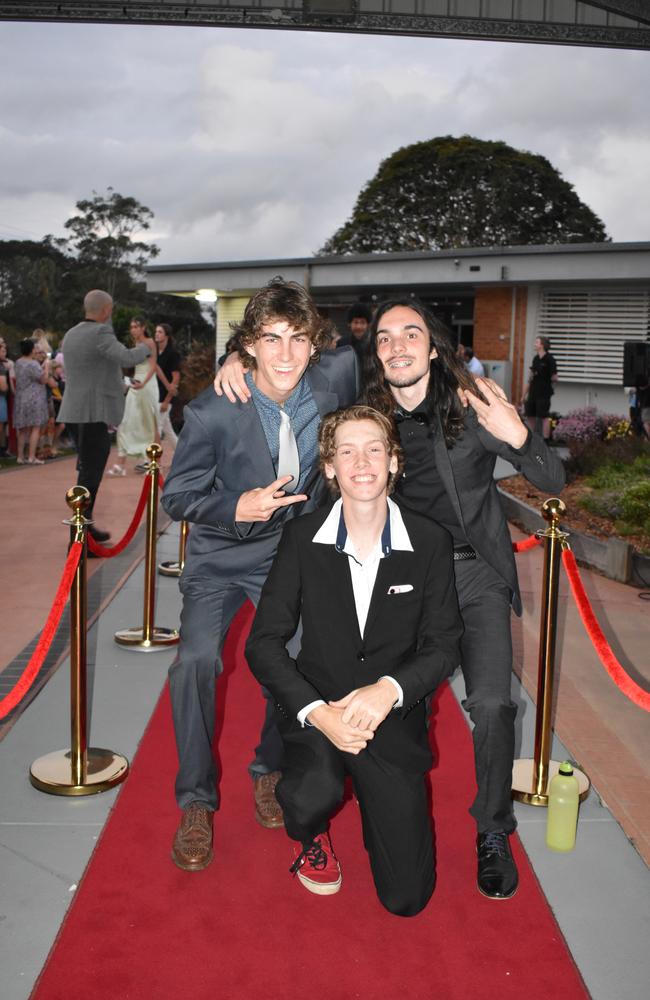 Students arrive at Noosa District State High School formal.