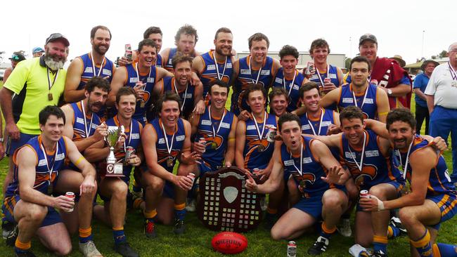 The 2019 United Yeelana premiership side. Picture: Dianne Watson.