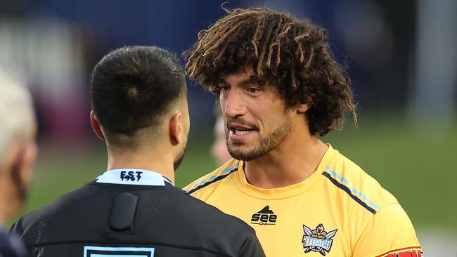 Shaun Johnson and Kevin Proctor caught up after the game. Picture: Phil Hillyard