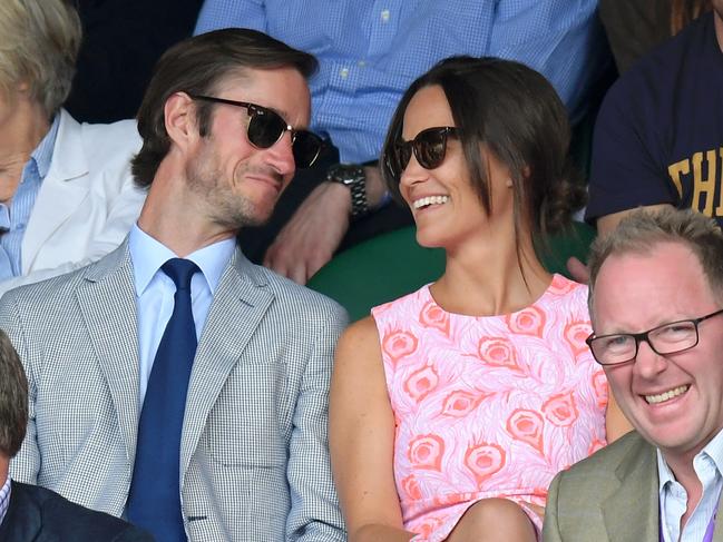 LONDON, ENGLAND - JULY 06:  Pippa Middleton and James Matthews attend day nine of the Wimbledon Tennis Championships at Wimbledon on July 06, 2016 in London, England.  (Photo by Karwai Tang/WireImage)