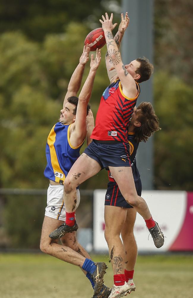 Jack Vorbach springs into a marking contest for Parkdale Vultures. Picture: Valeriu Campan