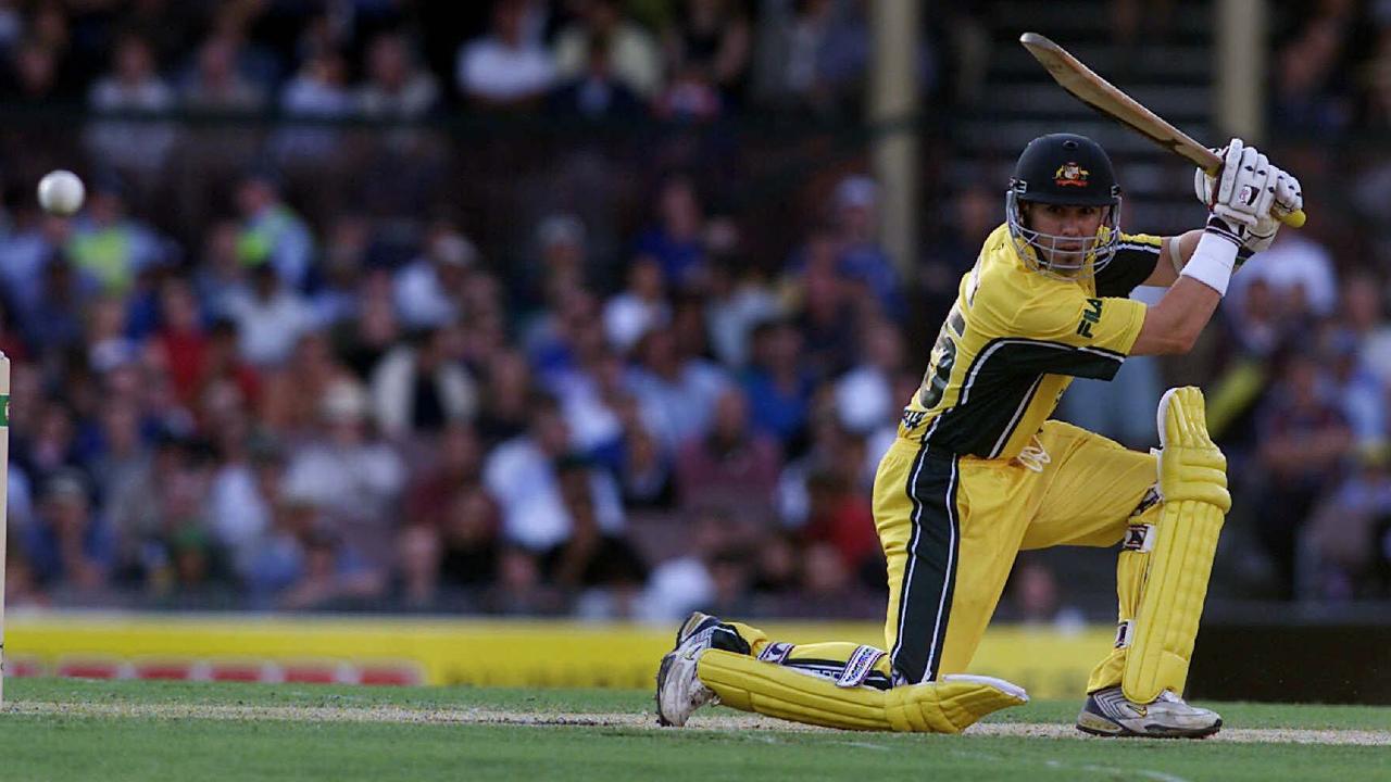 Aust cricketer Ryan Campbell batting in 2002. a/ct