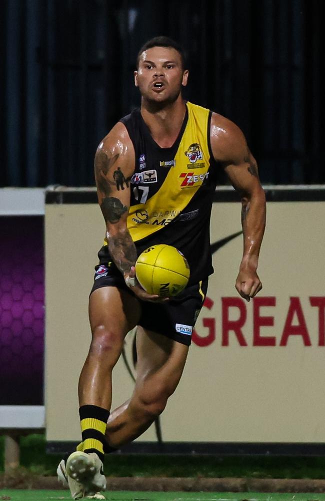 Brandan Parfitt playing for the Nightcliff Tigers in the 2024-25 NTFL season. Picture: Celina Whan / AFLNT Media