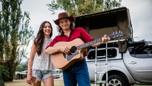 Queensland singer-songwriters Tyla Rodrigues and Jarrad Wrigley met at the 2022 Tamworth festival and are back this year as a couple. Picture: Antony Hands