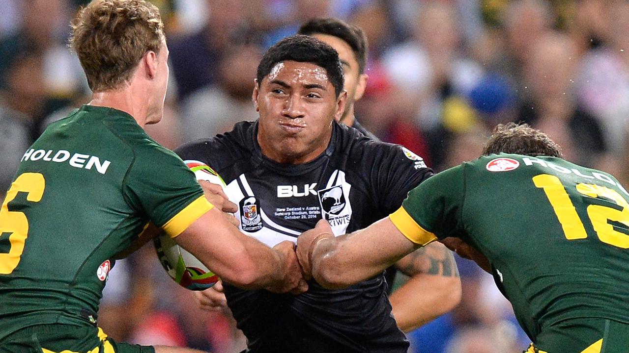BRISBANE, AUSTRALIA - OCTOBER 25: Jason Taumalolo of New Zealand takes on the defence during the Four Nations Rugby League match between the Australian Kangaroos and New Zealand Kiwis at Suncorp Stadium on October 25, 2014 in Brisbane, Australia. (Photo by Bradley Kanaris/Getty Images)