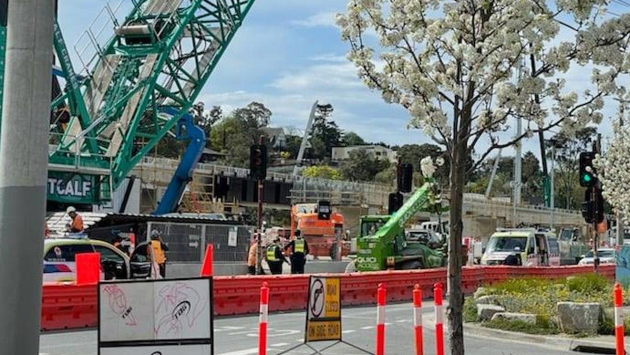 Mooroolbark Level Crossing Man Flown To Hospital After Brice Ave Incident Herald Sun