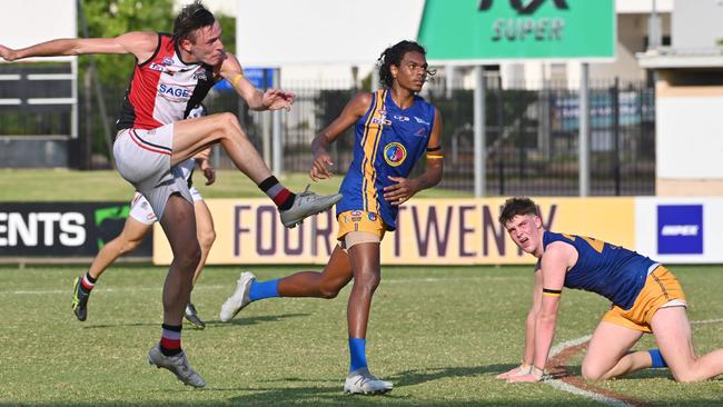 NTFL mens. Wanderers take on Southern Districts at TIO Stadium.Picture Julianne Osborne