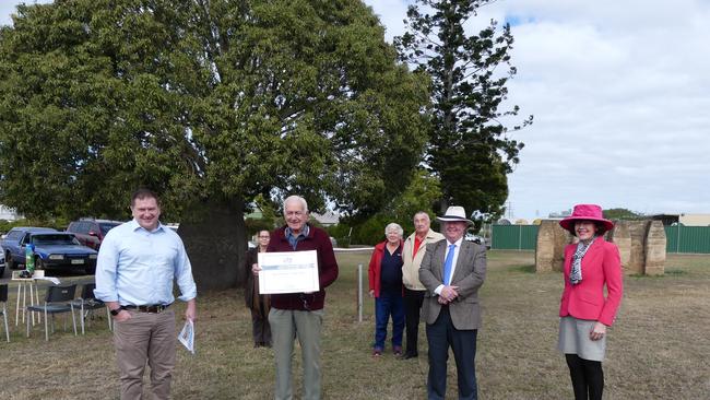 Federal Member for the Wide Bay Llew O'Brien, Richard O'Neil, Glenda Geraghty, Leo Geraghty, Mayor Brett Otto, and South Burnett Councillor Kathy Duff (From left to right).