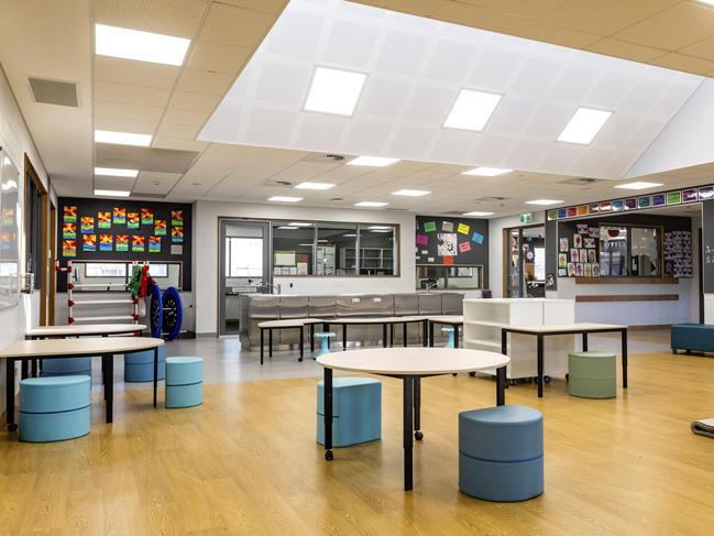 Commercial & Civil Awards: Education Facility*, WINNER: Zuccoli Primary School - Stage 1, Halikos Construction