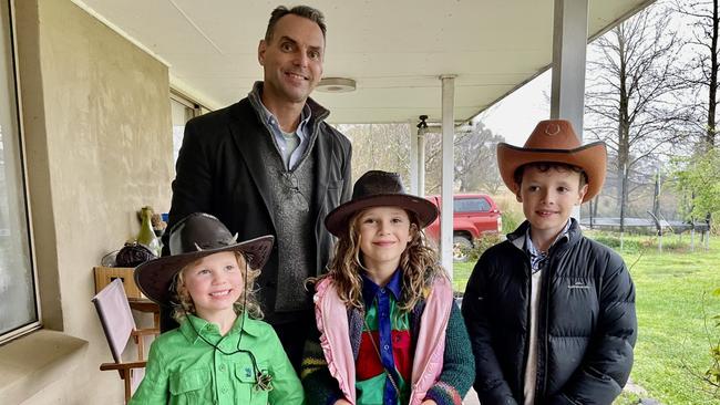 Daniel Duggan and his children at their Orange, NSW, home. Picture: Supplied