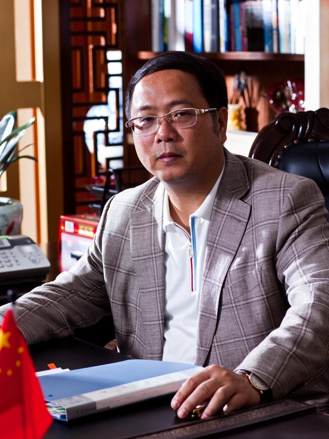 Huang Xiangmo of the Yuhu group.