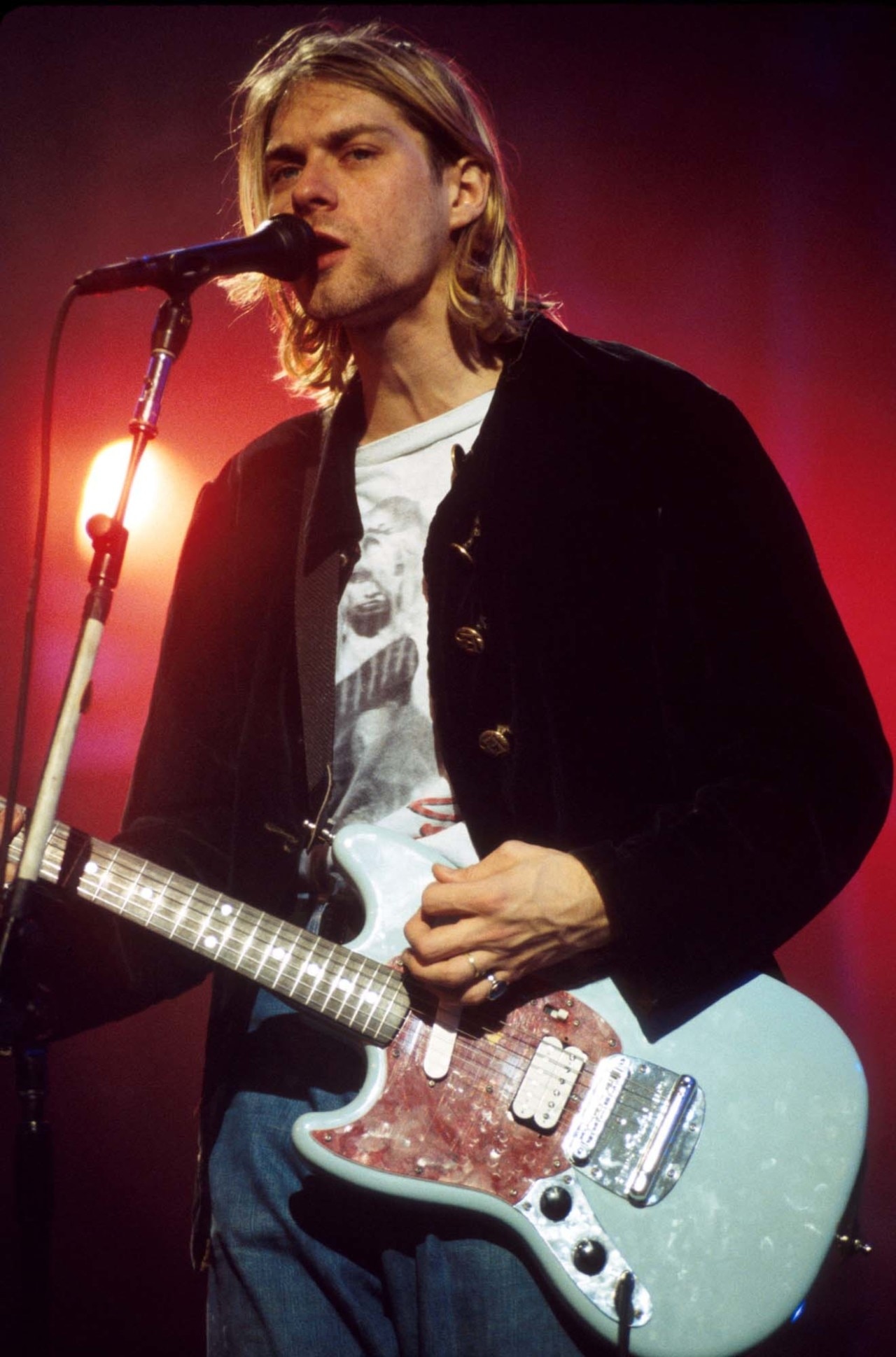 Kurt Cobain turns 50: revisit his best grunge fashion moments - Vogue  Australia