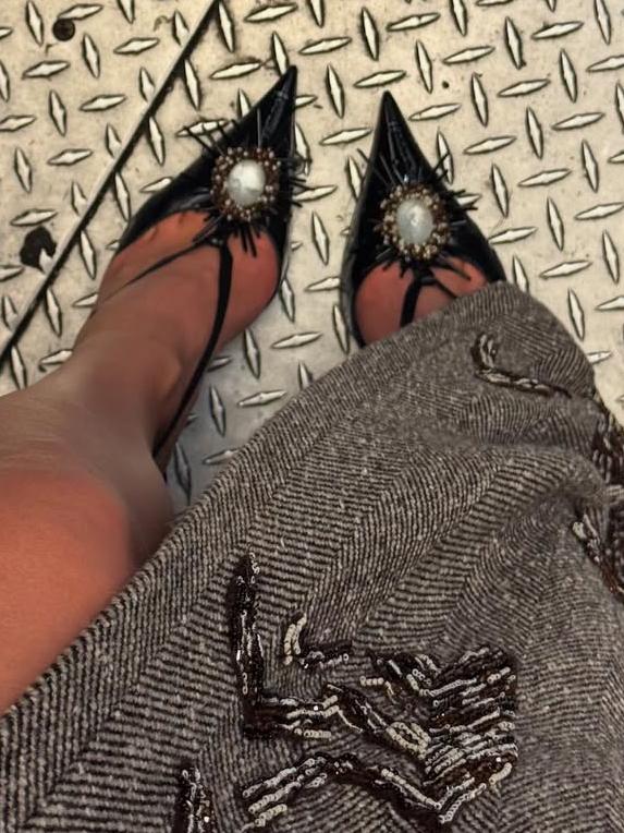 It was all fun and games for Kylie Jenner until it was time to take her shoes off after the Met Gala.