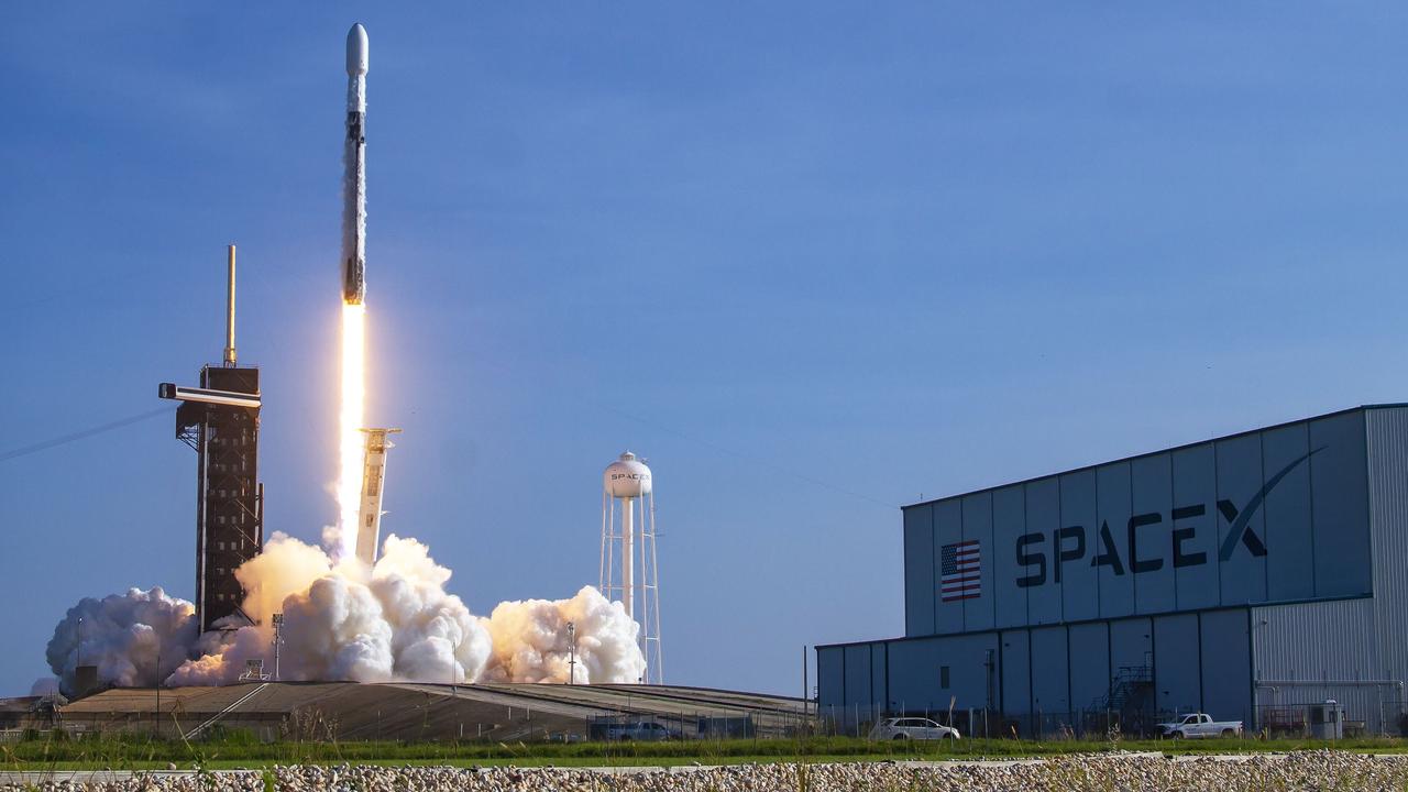 Optus has partnered with SpaceX to provide the first satellite direct-to-handset services in Australia.