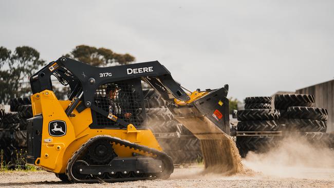 Brandt’s new expanded product range includes Compact Track Loaders, Compact Excavators, Skid Steers.