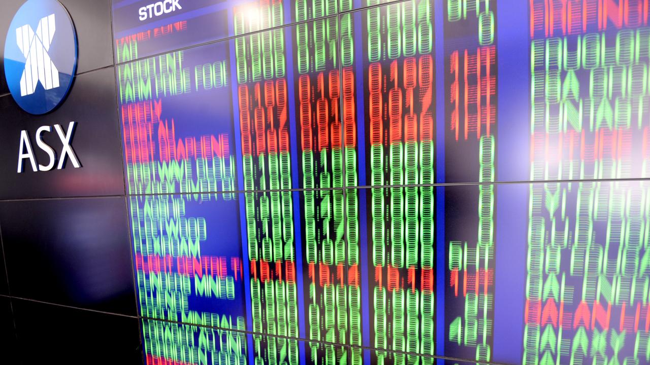 The ASX 200 handed back early gains to finish flat in the first session under an Anthony Albanese government. Picture: NCA NewsWire / Jeremy Piper