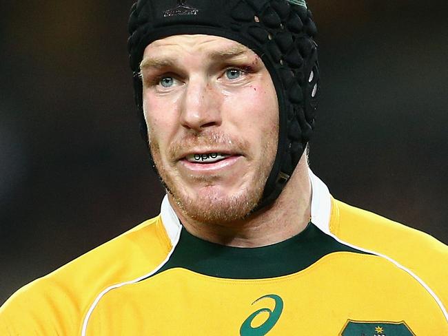 AUCKLAND, NEW ZEALAND - AUGUST 15: David Pocock of the Wallabies talks to team mates during The Rugby Championship, Bledisloe Cup match between the New Zealand All Blacks and the Australian Wallabies at Eden Park on August 15, 2015 in Auckland, New Zealand. (Photo by Cameron Spencer/Getty Images)