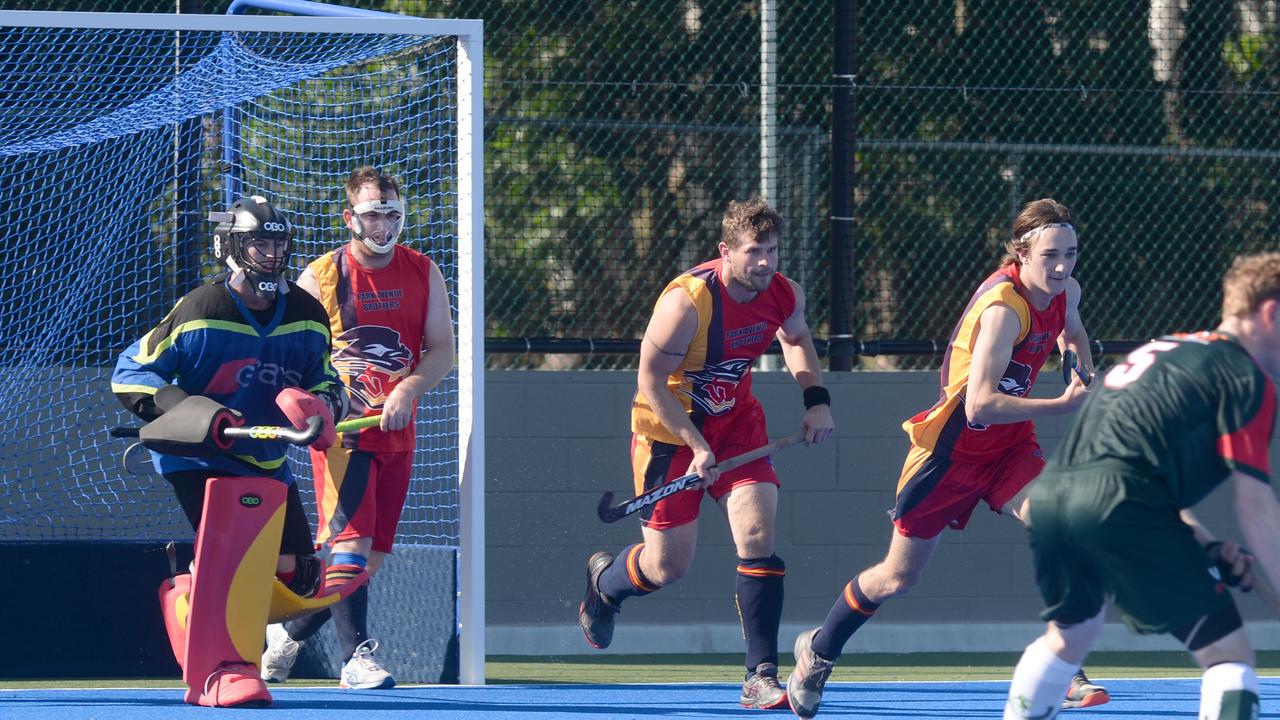 HOCKEY: Div 1 Men Park Avenue vs Frenchville Rovers