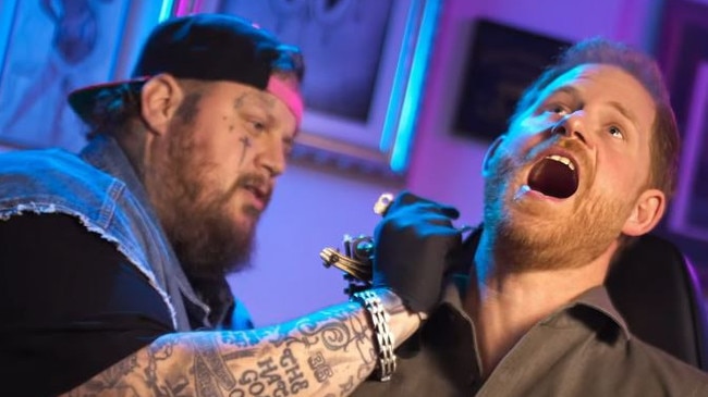 Prince Harry gets a Tattoo. The most inking of a deal in Invictus Games history. Watch when Prince Harry, The Duke of Sussex meets jellyroll615 @eastsideinktattoo. Don’t miss this duo reuniting in Vancouver