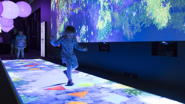 TeamLab creates interactive magic with the technology of the future ...