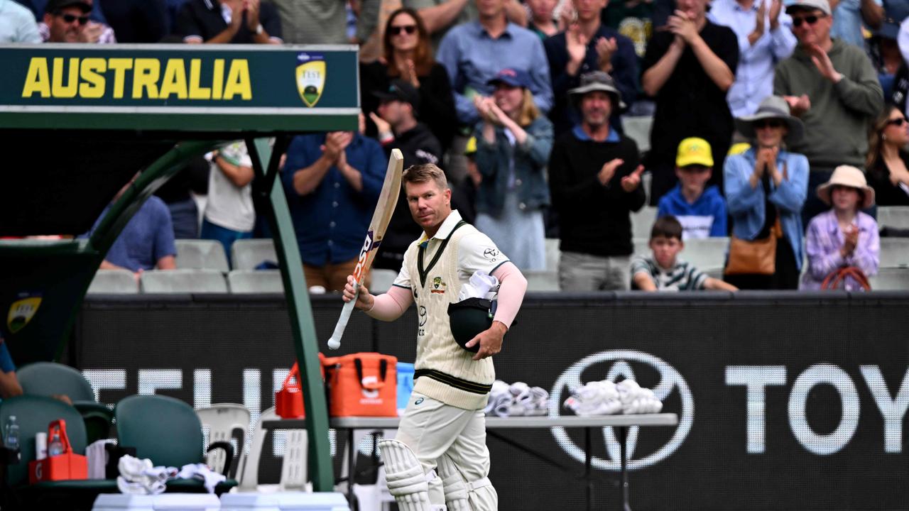 David Warner thanks fans at the Boxing Day Test after he was dismissed for the last time in a Test in Melbourne. Picture: William West / AFP.