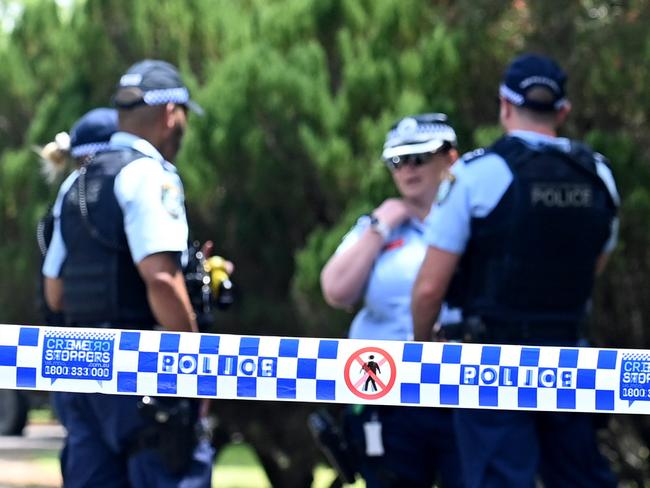 SYDNEY, AUSTRALIA - NewsWire Photos NOVEMBER 5, 2022: A crime scene has been put in place at a home in Londonderry where two deceased males were discovered.Picture: NCA NewsWire / Jeremy Piper