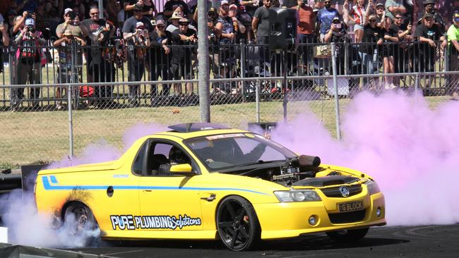 Dozens of vehicles competed in the burnouts at the 2024 Red CentreNATS. Picture: Gera Kazakov