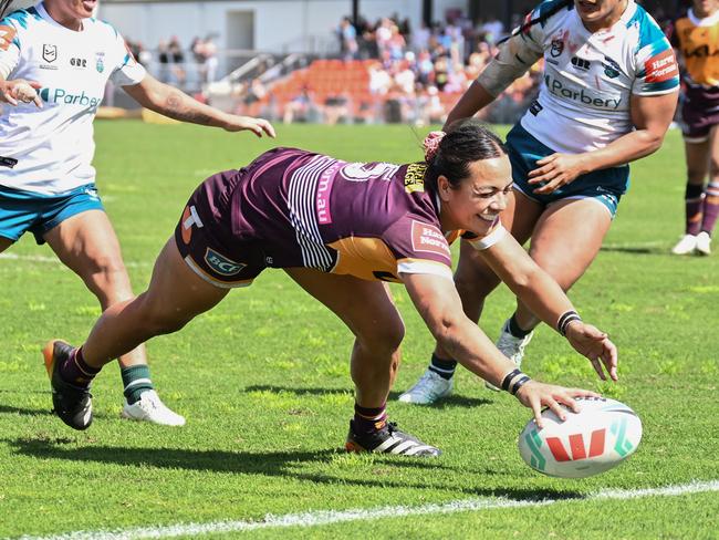 NRLW Tackle: Resurgent Broncos dominate highlight reel