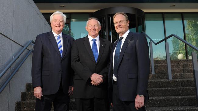 Ray Plibersek (right) with fellow Labor council candidates Michael Forshaw and Barry Collier in 2016.