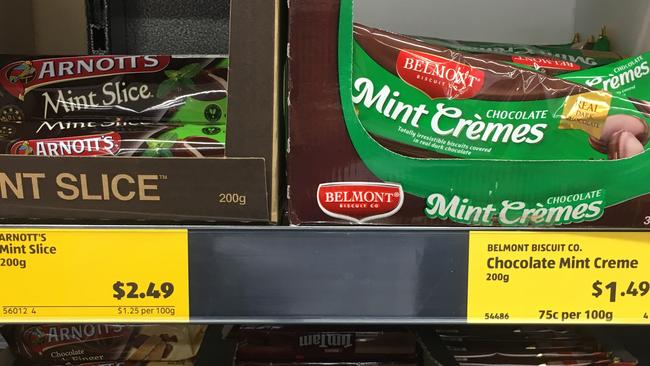 Unit pricing in an Aldi supermarket. The new unit pricing is on the left and old unit pricing is on the right. Picture: Supplied.