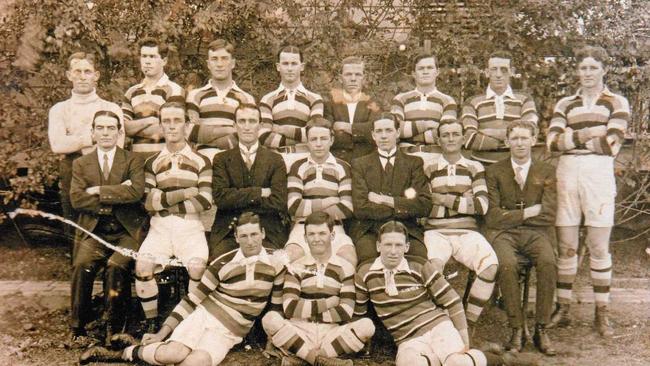 Roma Cities Rugby League Club 1914, second from the left, Ernest 'Noog' Holloway, and third from the right, Henry 'Chick' Holloway and seated Second from the left - Arthur Miscamble. Picture: Brian Gilroy