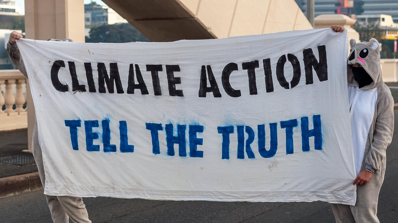 Extinction Rebellion protesters stopping traffic on William Jolly Bridge, Brisbane, August 19, 2019. Picture: Supplied