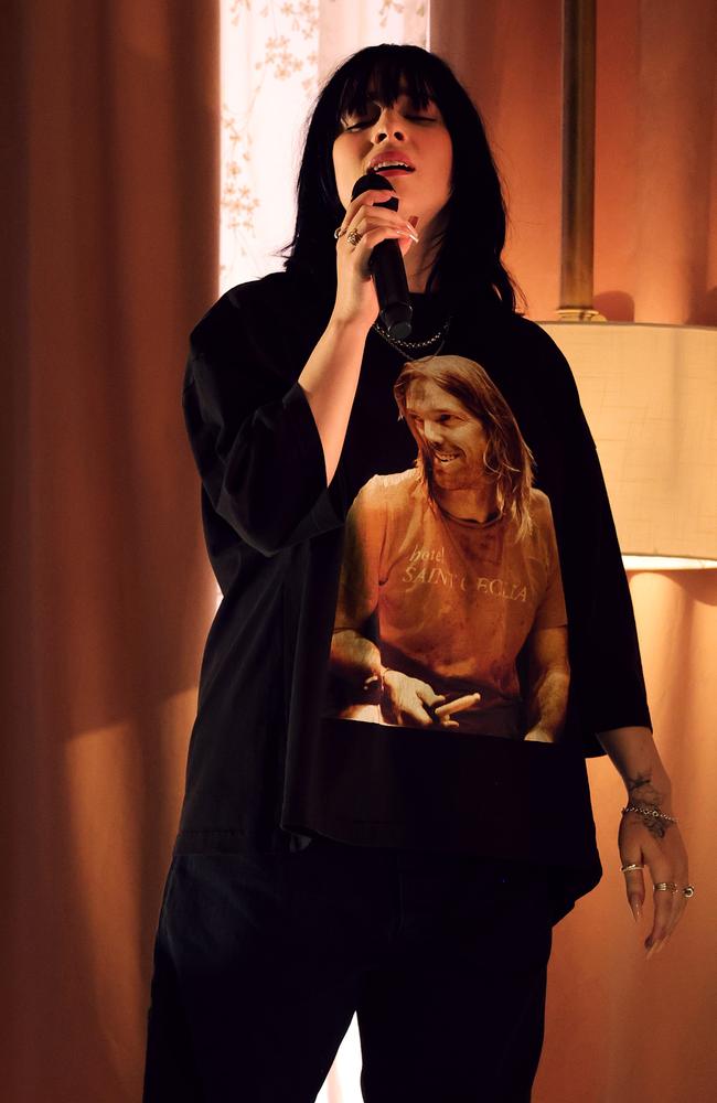 Billie Eilish paid tribute to the late Taylor Hawkins at the Grammys. Picture: Getty Images