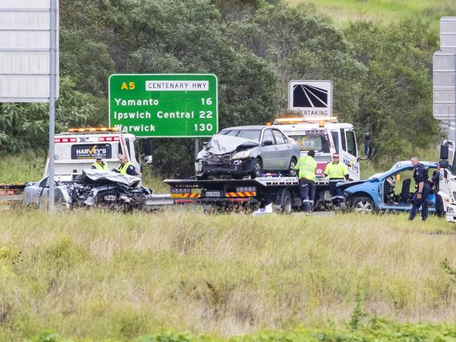 ‘Confronting scene’: Two dead, three hospitalised after horror highway crash