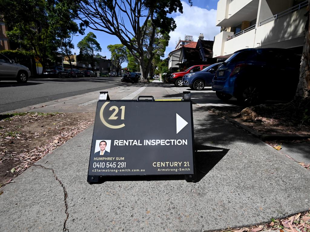 Rental vacancies are at record lows. Picture: NCA NewsWire / Jeremy Piper