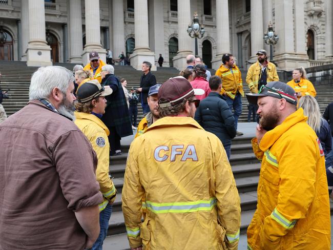 MELBOURNE, AUSTRALIA- NewsWire Photos MAY 09, 2025: Farmers and CFA members gather in front of the Victorian Parliament to vent their anger at the Allan GovernmentÃ¢â¬â¢s bid to pass legislation imposing a $616m hike in emergency service taxes. Picture:  NewsWire/ David Crosling