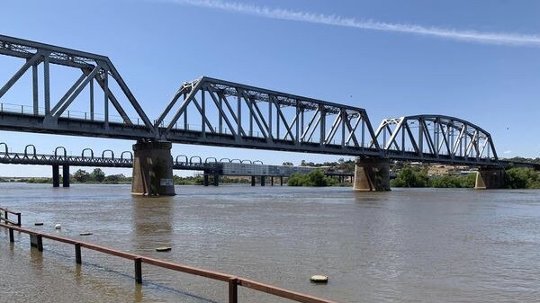 Levels have started dropping at Murray Bridge. Not much access at the reserve Jan 22, 2023. Picture: Mark Farrell / Facebook