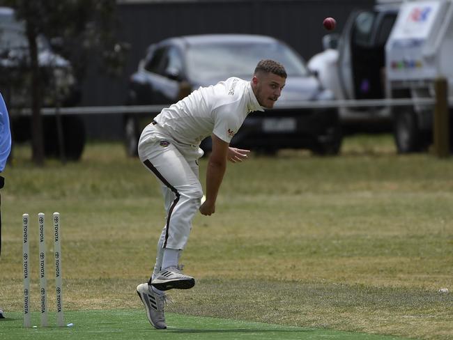 Camrea v Old Ivanhoe Grammarians: Jamie Shephard lets one fly. Picture: Andrew Batsch